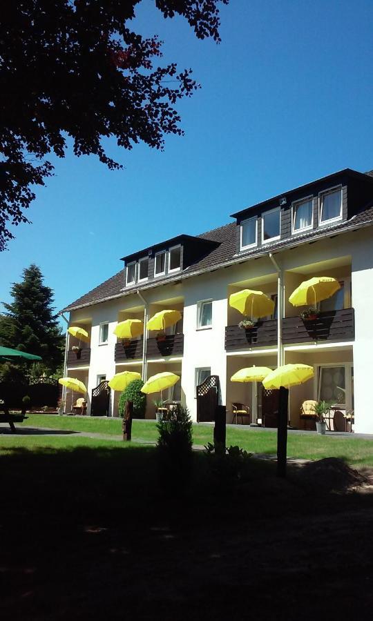 Gaestehaus Falkenhof Westensee Kültér fotó